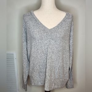 Soft Surroundings Light Grey Heathered V-neck Sweater Size M